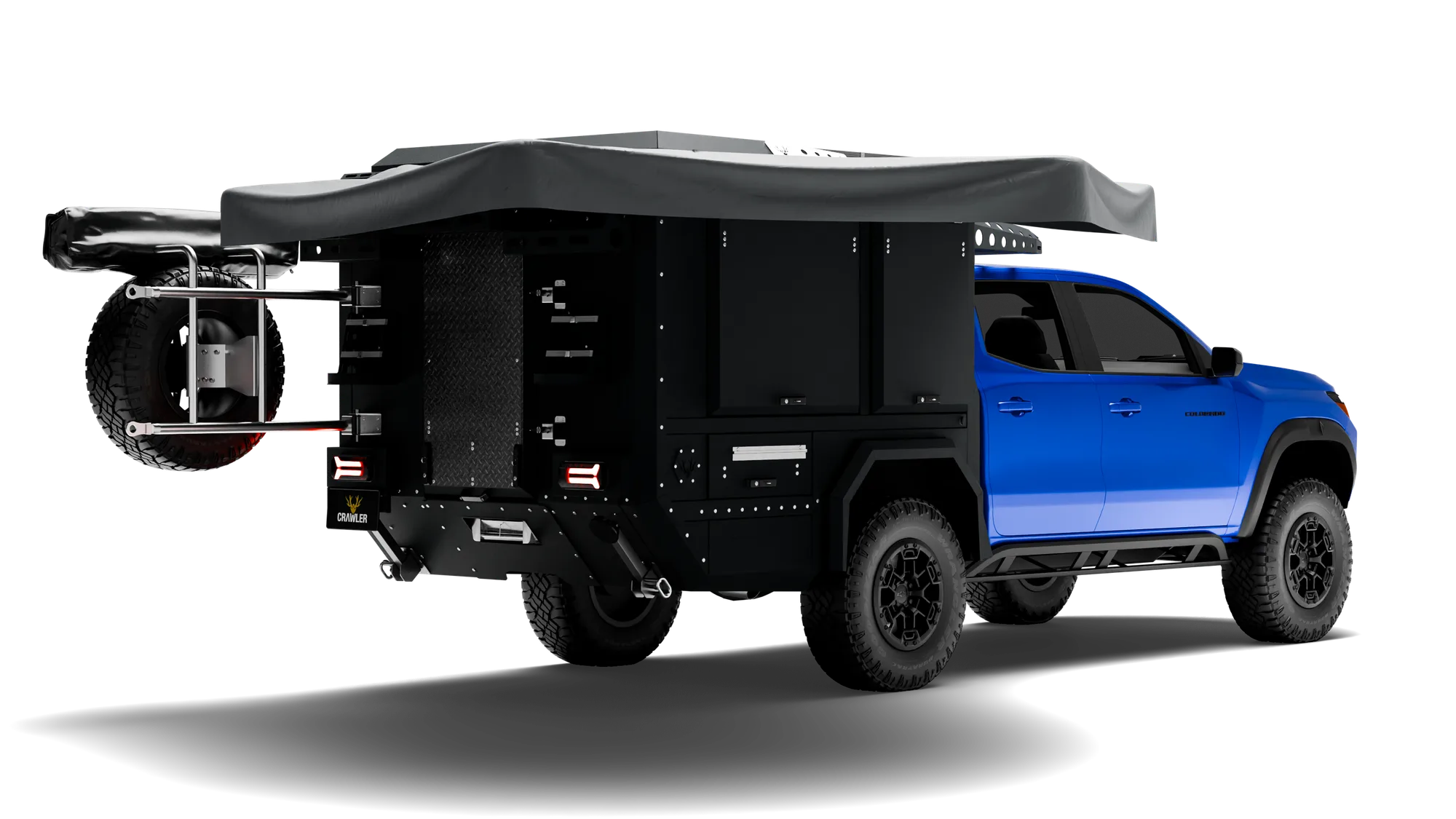Crawler CMP 190 Chevrolet Colorado — camp setup with the awning open